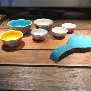 The Pioneer Woman Set